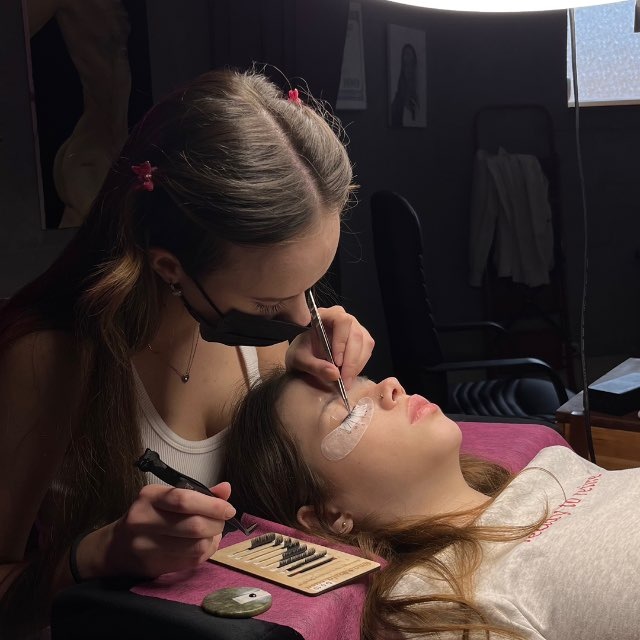 @nourlashmaker
